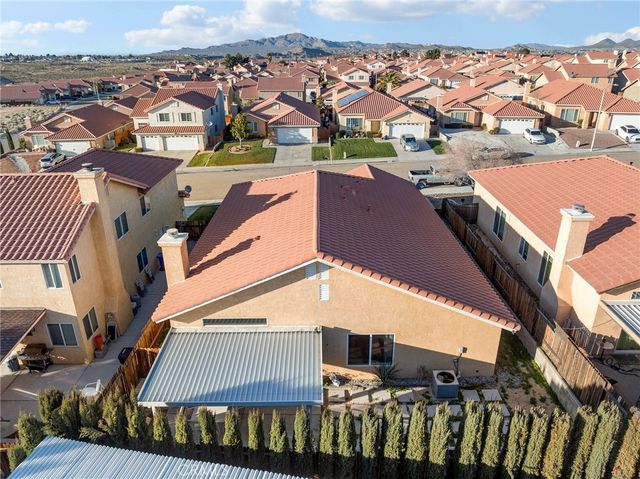 17557 Caprice, Victorville, CA 92395