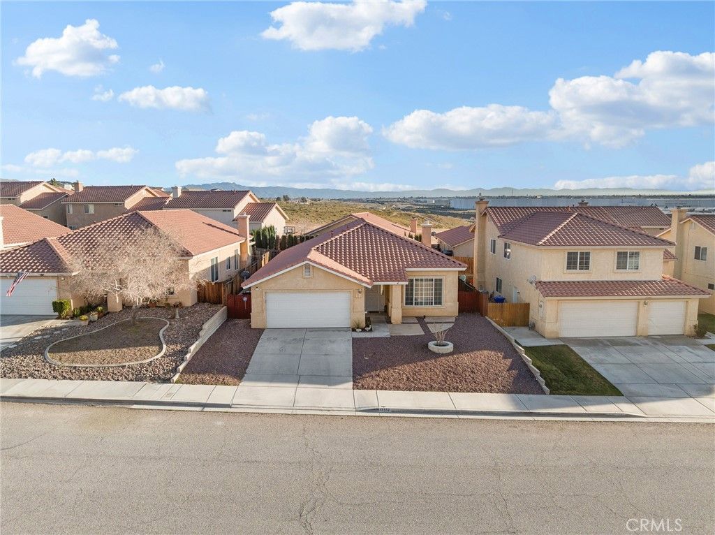 17557 Caprice, Victorville, CA 92395
