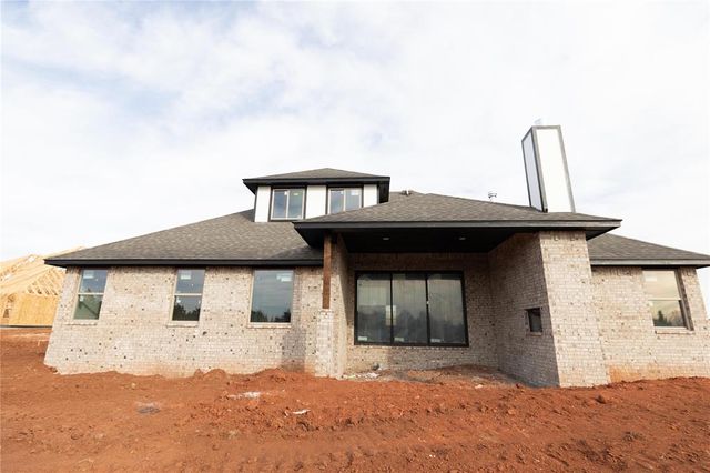 623 Still Meadows, Guthrie, OK 73044