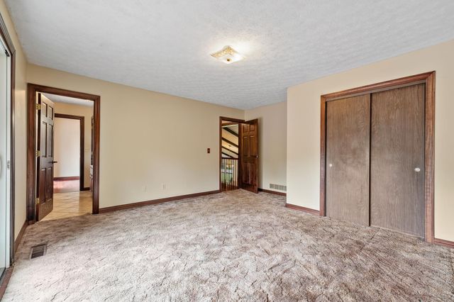 60 Township Road 1363, Chesapeake, OH 45619