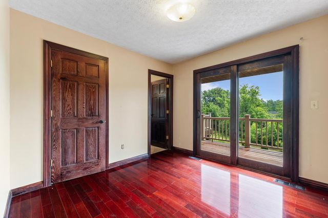 60 Township Road 1363, Chesapeake, OH 45619