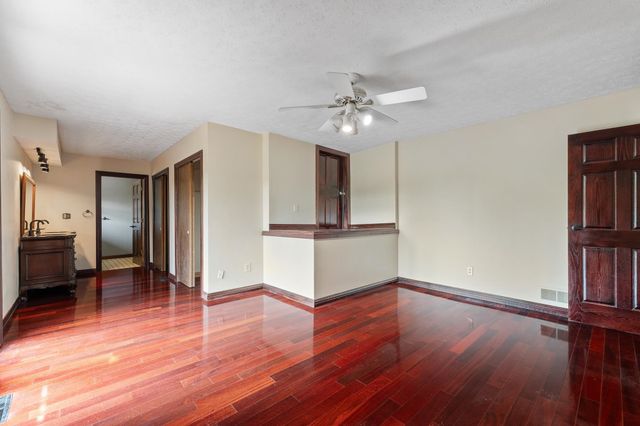 60 Township Road 1363, Chesapeake, OH 45619