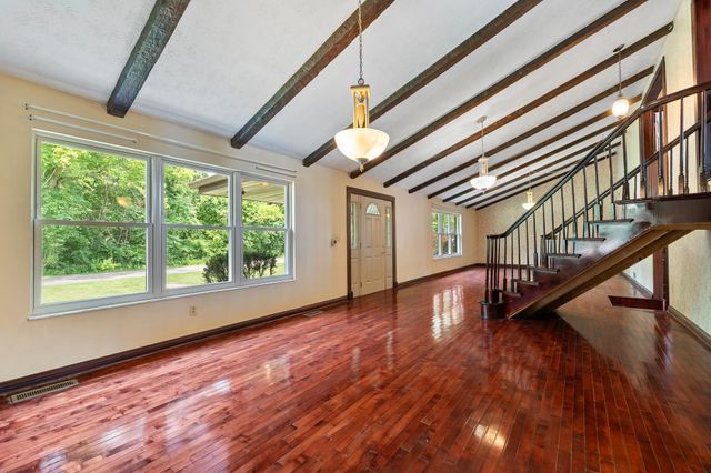 60 Township Road 1363, Chesapeake, OH 45619