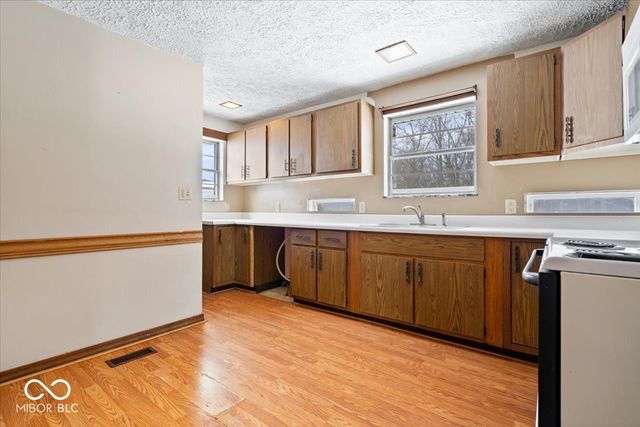 3 E County Road 900 N, Lizton, IN 46149