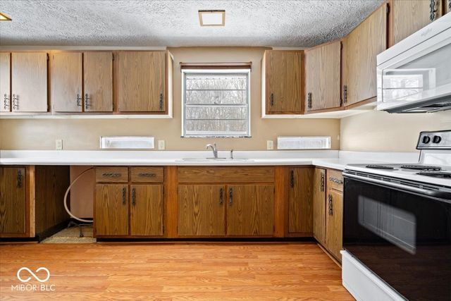 3 E County Road 900 N, Lizton, IN 46149