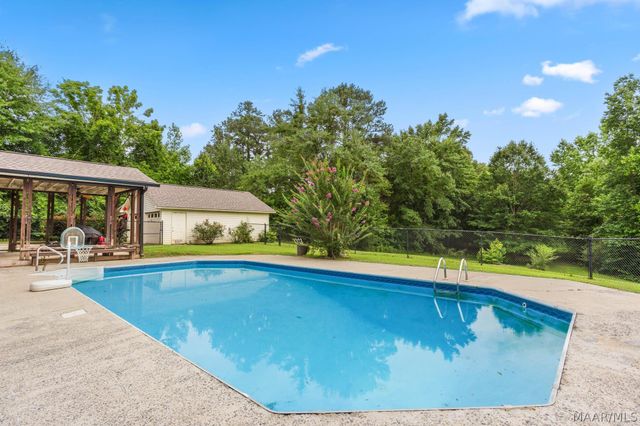 200 Mae Street, Clanton, AL 35045