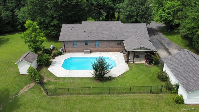 200 Mae Street, Clanton, AL 35045