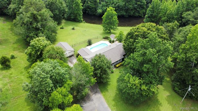 200 Mae Street, Clanton, AL 35045