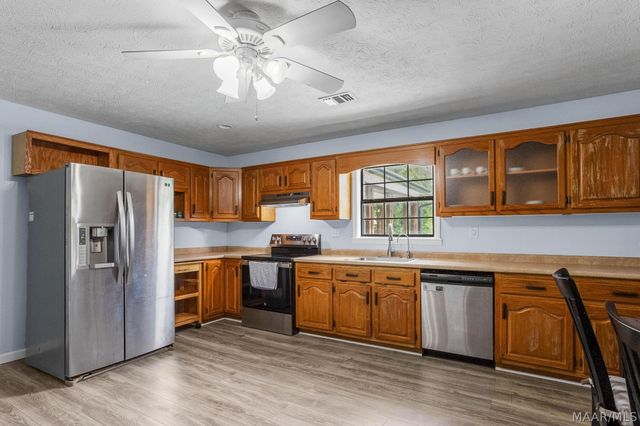 200 Mae Street, Clanton, AL 35045