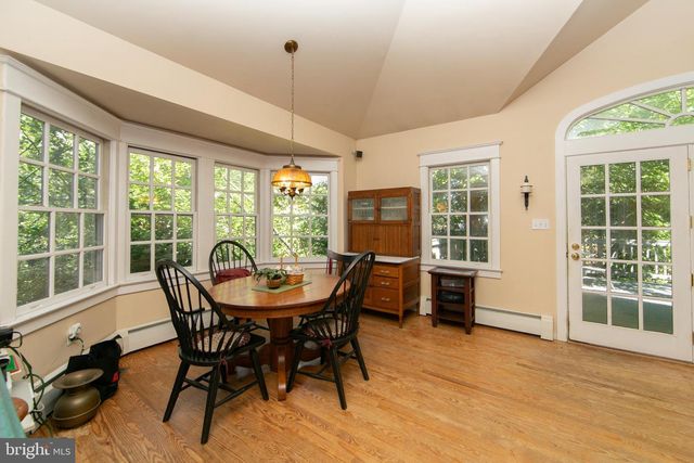 237 RHOADS AVE, Haddonfield, NJ 08033