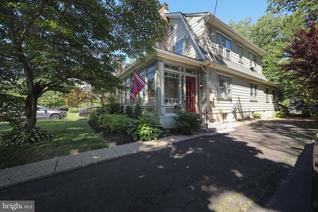 237 RHOADS AVE, Haddonfield, NJ 08033