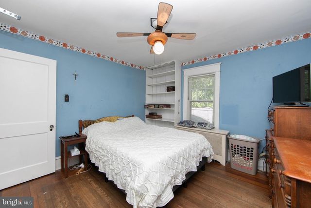 237 RHOADS AVE, Haddonfield, NJ 08033