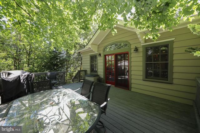 237 RHOADS AVE, Haddonfield, NJ 08033