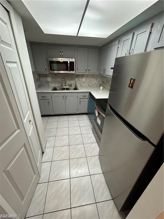 3704 Broadway 107, FORT MYERS, FL 33901 — photo 2