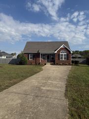 116 Chad St, E, Portland, TN 37148