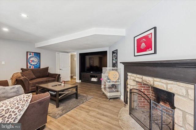 740 GERMANTOWN PIKE, Lafayette Hill, PA 19444