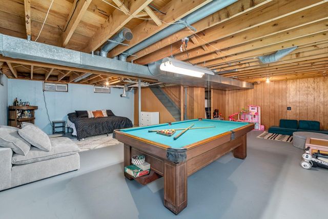 726 Lakeview Drive, Portage, MI 49002