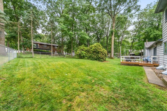 726 Lakeview Drive, Portage, MI 49002