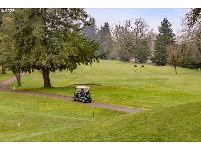 1538 Logan Pkwy Se, Albany, OR 97322