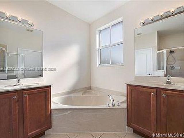 991 NE 30th AVE 991, Homestead, FL 33033