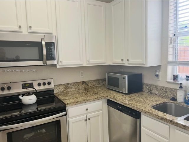 991 NE 30th AVE 991, Homestead, FL 33033