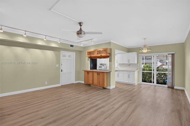 708 SE 7th Avenue 8, Pompano Beach, FL 33060