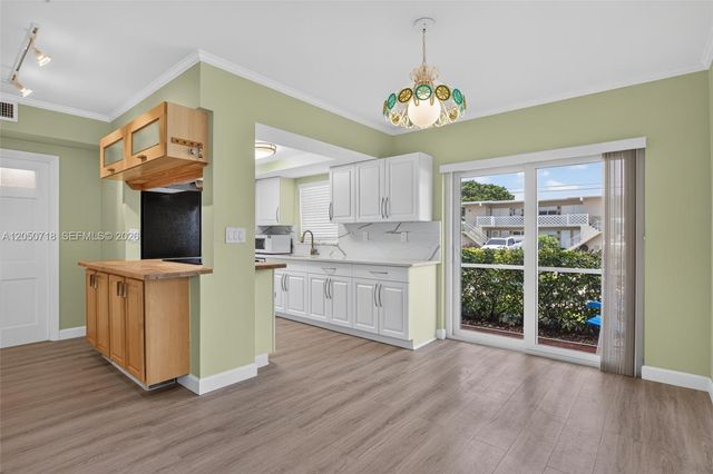 708 SE 7th Avenue 8, Pompano Beach, FL 33060
