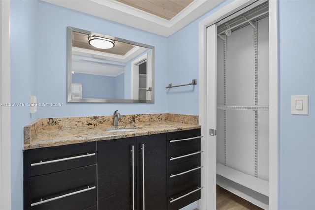 708 SE 7th Avenue 8, Pompano Beach, FL 33060