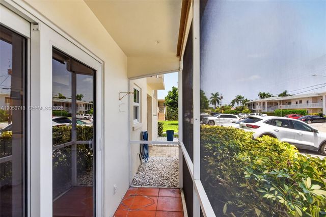 708 SE 7th Avenue 8, Pompano Beach, FL 33060