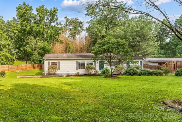 19 Brandon Lane, Weaverville, NC 28787