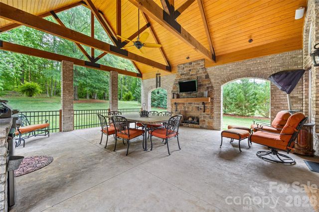 222 Lord Dunluce Street, Rock Hill, SC 29732