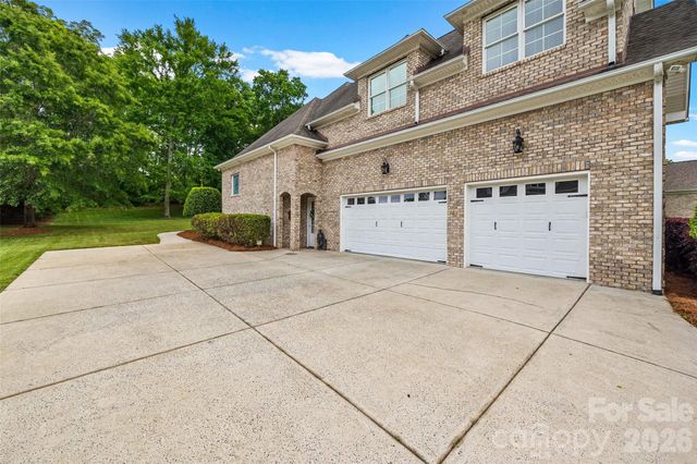222 Lord Dunluce Street, Rock Hill, SC 29732