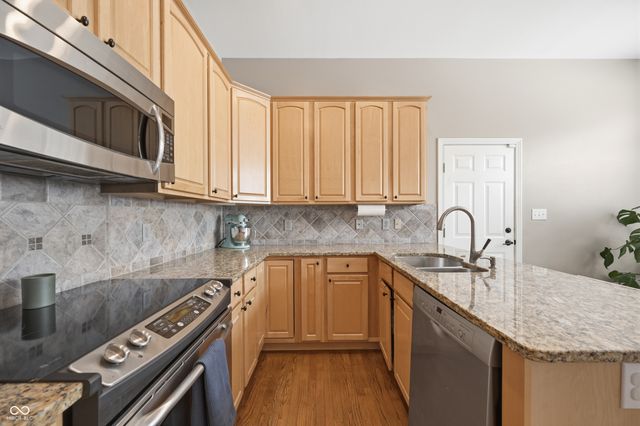 606 N Senate Avenue, Indianapolis, IN 46202