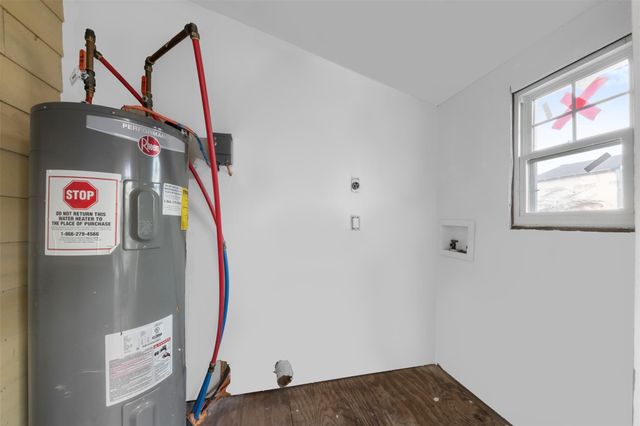 394 Rd 5102 H, Cleveland, TX 77327