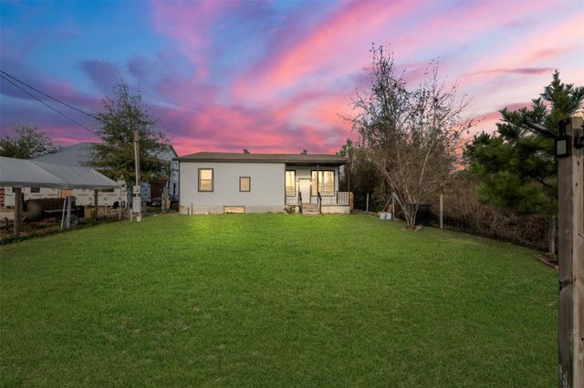 394 Rd 5102 H, Cleveland, TX 77327