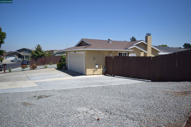 1131 Langlie Ct, Rodeo, CA 94572