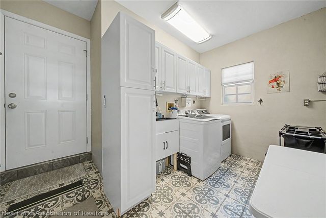 2830 Lakeview Drive, Sebring, FL 33870