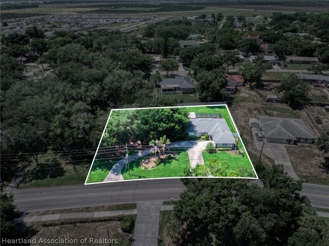 2830 Lakeview Drive, Sebring, FL 33870