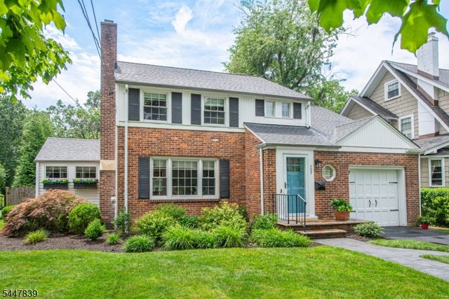 707 Prospect St, Westfield Town, NJ 07090