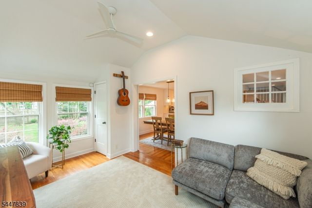 707 Prospect St, Westfield Town, NJ 07090