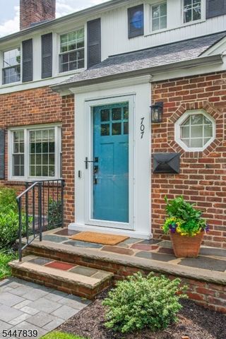 707 Prospect St, Westfield Town, NJ 07090