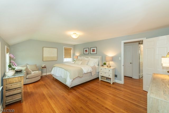 707 Prospect St, Westfield Town, NJ 07090