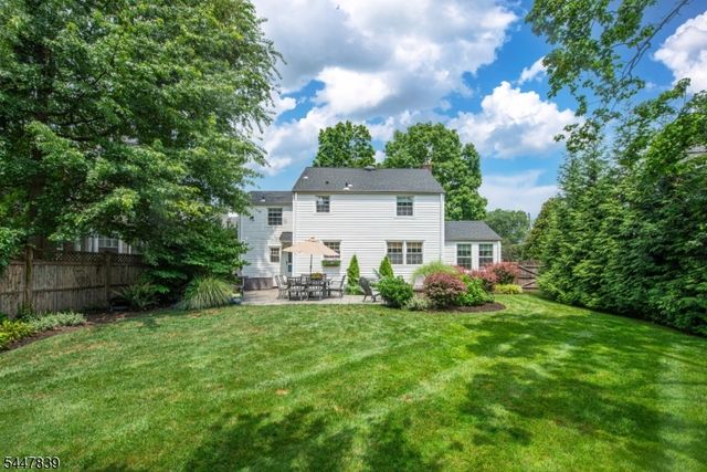 707 Prospect St, Westfield Town, NJ 07090