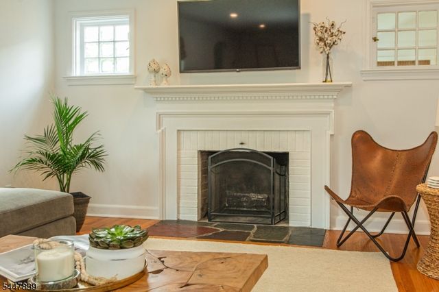 707 Prospect St, Westfield Town, NJ 07090