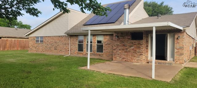 1011 PAWHUSKA DRIVE, Burkburnett, TX 76354