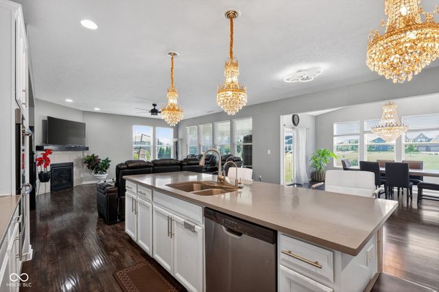 15577 Whelchel Drive, Fishers, IN 46037