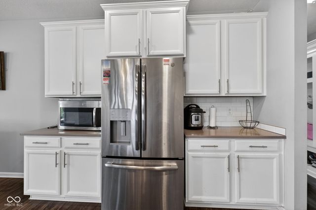 15577 Whelchel Drive, Fishers, IN 46037