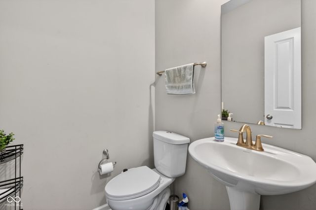 15577 Whelchel Drive, Fishers, IN 46037