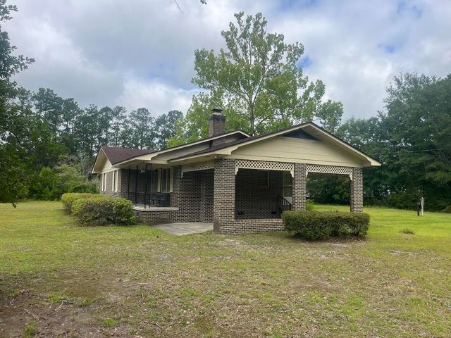 379 Chestnut Road, Walterboro, SC 29488