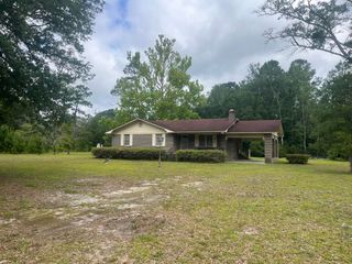 379 Chestnut Road, Walterboro, SC 29488